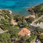 Villa 20mt Dalla Spiaggia-villa Esclusiva Vista Mare Villaggio Piras
